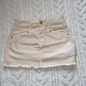 American Eagle Khaki Mini Skirt🤎Size 6